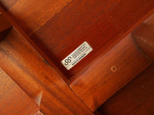 画像をギャラリービューアに読み込む, 北欧ダイニングテーブルのメーカータグ