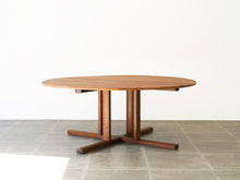 画像をギャラリービューアに読み込む, 北欧ダイニングテーブルの全体像