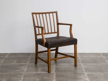 画像をギャラリービューアに読み込む, ヤコブ・ケア椅子