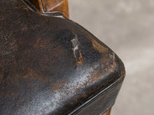 画像をギャラリービューアに読み込む, ヤコブ・ケア椅子の座面レザー