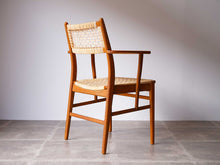 画像をギャラリービューアに読み込む, Swedish Design Chair