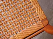 画像をギャラリービューアに読み込む, Swedish Design Chair