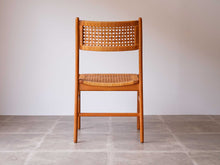 画像をギャラリービューアに読み込む, Swedish Design Chair