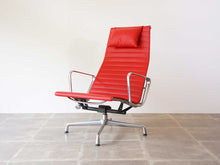 画像をギャラリービューアに読み込む, Charles Eames & Ray Eames Chair & Stool