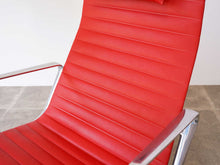 画像をギャラリービューアに読み込む, Charles Eames & Ray Eames Chair & Stool