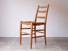 画像をギャラリービューアに読み込む, ヤコブセンの1stチェア