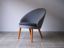 画像をギャラリービューアに読み込む, アイヴァント・ヨハンソンの椅子