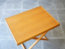 画像をギャラリービューアに読み込む, Mogens Koch Foldable Table