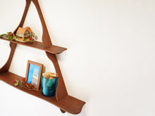 画像をギャラリービューアに読み込む, Peder Moos & school Triangular shelves