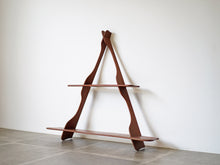 画像をギャラリービューアに読み込む, Peder Moos & school Triangular shelves