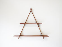 画像をギャラリービューアに読み込む, Peder Moos & school Triangular shelves