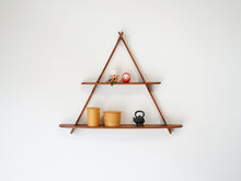 画像をギャラリービューアに読み込む, Peder Moos & school Triangular shelves