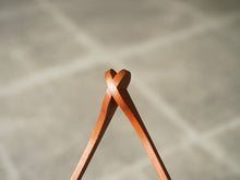 画像をギャラリービューアに読み込む, Peder Moos & school Triangular shelves