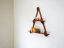 画像をギャラリービューアに読み込む, Peder Moos & school Triangular shelves