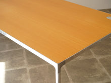 画像をギャラリービューアに読み込む, Writing desk with chromed steel frame