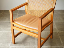 画像をギャラリービューアに読み込む, Rud Thygesen & Johnny Sørensen Chair