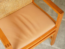 画像をギャラリービューアに読み込む, Rud Thygesen & Johnny Sørensen Chair