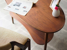 画像をギャラリービューアに読み込む, Anton Kildebergのコーヒーテーブルのディスプレイ