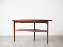 画像をギャラリービューアに読み込む, Anton Kildebergのコーヒーテーブル中棚あり