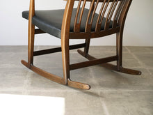 画像をギャラリービューアに読み込む, Hans J. WegnerのロッキングチェアML33の脚