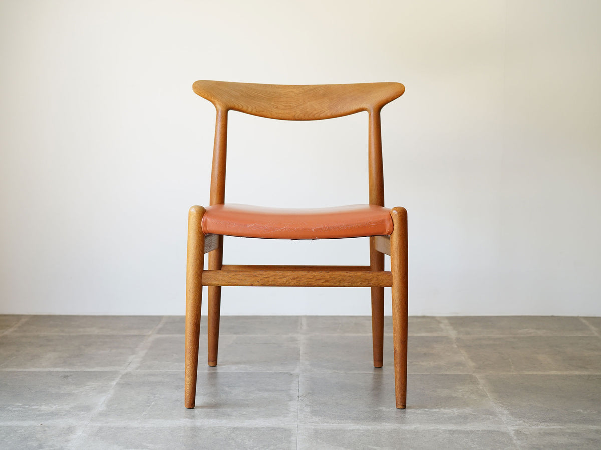 Hans J. Wegner（ハンス・J・ウェグナー) W2 チェア｜ 北欧家具 