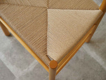 画像をギャラリービューアに読み込む, モーエンセンのJ39の座面右側