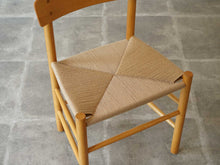 画像をギャラリービューアに読み込む, モーエンセンのJ39の座面のペーパーコード