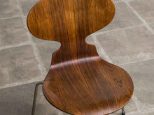 画像をギャラリービューアに読み込む, アントチェア