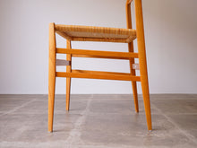 画像をギャラリービューアに読み込む, ジオ・ポンティのスーパーレッジェーラの脚の側面