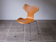 画像をギャラリービューアに読み込む, グランプリチェア