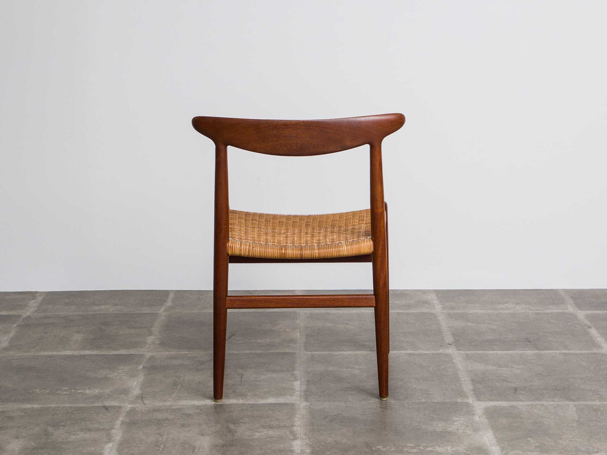 THUNE O 2脚セットW2 ウェグナー ダイニングチェア THUNE O 様専用2脚セットW2 ウェグナー ダイニングチェア - メルカリ