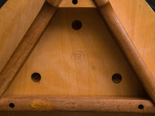 画像をギャラリービューアに読み込む, ハンスJウェグナーのFH4104のフリッツハンセンの刻印