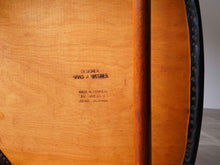 画像をギャラリービューアに読み込む, ハンスJウェグナーのCH30の刻印