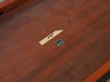 画像をギャラリービューアに読み込む, Severin Hansen Jr. Table