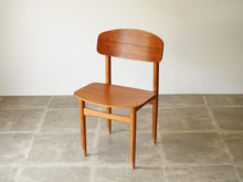 画像をギャラリービューアに読み込む, モーエンセンの椅子の全体図