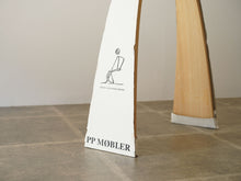 画像をギャラリービューアに読み込む, Lise & Hans Isbrand C-Chair