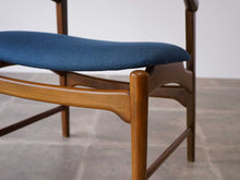 画像をギャラリービューアに読み込む, E.Knudsen(クヌードセン)のアームチェアチェアモデル48のフレーム