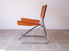 画像をギャラリービューアに読み込む, エリック・マグヌッセン Z Down Chair側面