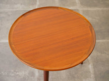 画像をギャラリービューアに読み込む, デンマークのコーヒーテーブルの天板