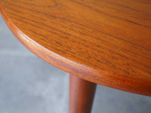 画像をギャラリービューアに読み込む, Danish Design Table