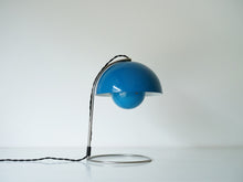 画像をギャラリービューアに読み込む, Verner Panton Table Lamp