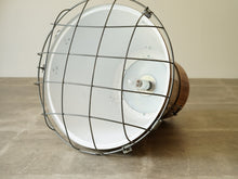 画像をギャラリービューアに読み込む, Copper and metal industrial Lamp