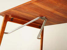 画像をギャラリービューアに読み込む, モーエンセンのテーブルの延長板なしで天板裏