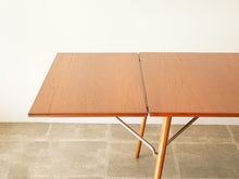 画像をギャラリービューアに読み込む, モーエンセンのテーブルの天板左側