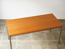 画像をギャラリービューアに読み込む, Poul Kjærholm(ポールケアホルム)の Academy desk(アカデミーデスク)の天板