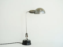 画像をギャラリービューアに読み込む, Charlotte Perriand Table Lamp