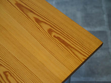 画像をギャラリービューアに読み込む, Poul Kjærholm PK-44 Table