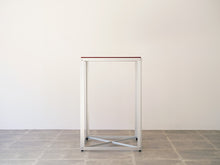 画像をギャラリービューアに読み込む, Hanne Kjærholm(ハンネ・ケアホルム)のハイテーブル正面