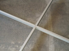 画像をギャラリービューアに読み込む, Hanne Kjærholm(ハンネ・ケアホルム)のハイテーブルフレーム