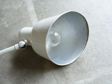 画像をギャラリービューアに読み込む, 北欧テーブルランプのシェード内部